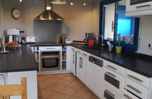 Fouesnant Casa | single-storey house, secure swimming pool, 1 km from the sea