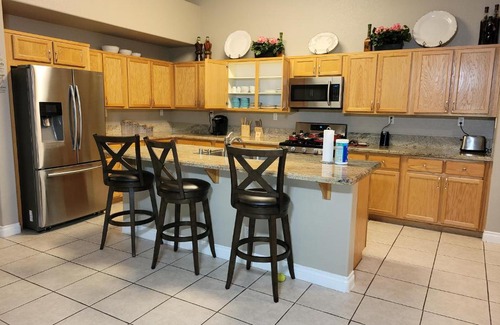North Las Vegas Casa | Single story 2800 sqft Lovely home