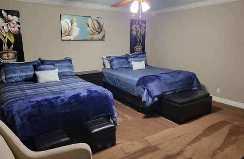North Las Vegas Casa | Single story 2800 sqft Lovely home