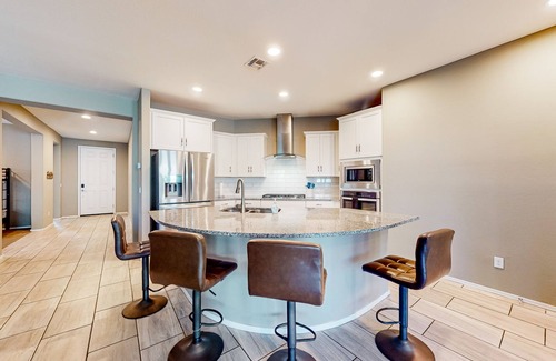 Canyon Trails West Casa | Single-story home with enclosed yard, private pool, hot tub, patio, & grill
