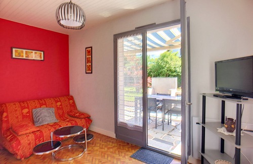 Jullouville-les-Pins Casa | Casa con jardín, a 200m de la playa y 400m de comercios en Jullouville, Normandía