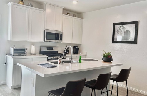 Henderson Casa | Single Story House