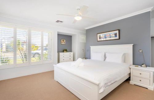 Singleton Casa | Singleton Impressions