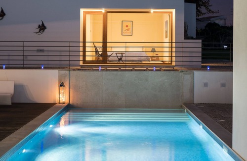 Magoito Villa | Villa Samudra, Parque Natural Sintra-Cascais, Colares, Ericeira, Piscina climatizada + Wifi