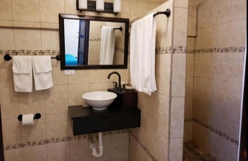 Belize City Casa | Sir Angel's Guesthouse