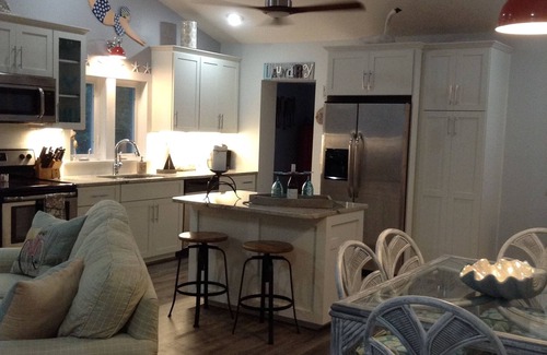 Southport Casa | Sis’s Cottage - Southport, Carolina del Norte