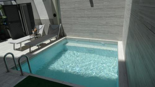 Portici Casa | Sisina Luxury Room Jacuzzi & Piscina