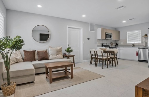 Downtown Fort Lauderdale Villa | Sistrunk Shades Villa #5 - Brand New Downtown Fort Lauderdale Florida Townhome