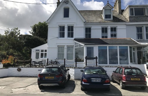 Port Isaac Apartamento | Refugio atractivo para 2 cerca de la playa y el pueblo. Sentarse fuera y mirar el mar!