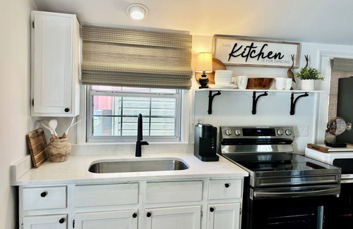 Myrtle Beach Casa | Site N40 Charmingly beautiful 2 bdrm newly remodeled bungalow Ocean Lakes!