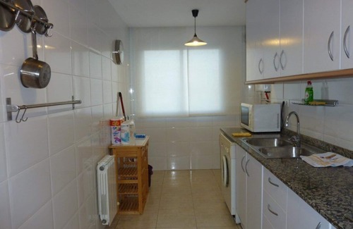 Sitges Apartamento | SITGES: Terraza con magnificas vistas y piscina.