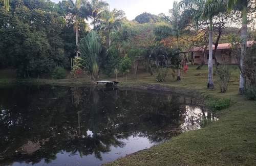 Mata de Sao Joao Casa | Sitio com 8 Suítes na Linha Verde com rio e Piscina, a 15 Minutos da Praia