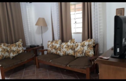 Salesopolis Casa | Sitio com piscina , e lago para pesca , churrasqu.