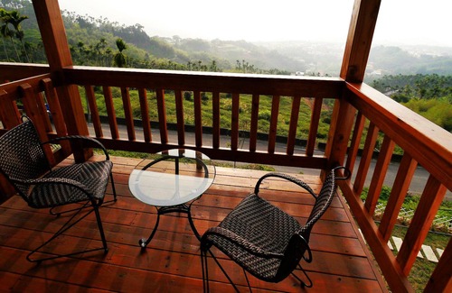 Lugu Casa | Sitou Flora's House B&B