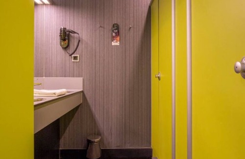 Municipality of Sittard-Geleen Hotel | Sittard Wellness Stay – Cozy Rooms with Access to Spa, Gym & Sauna - 3 Units