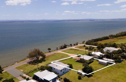 Raymond Island Cabaña | Situated overlooking the beautiful Lake King