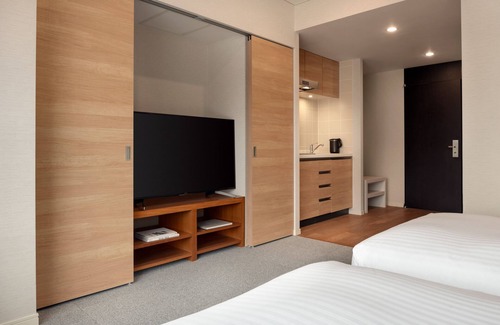 Hirafu Complejo | Situated within the Shiki building and looking toward the Grand Hirafu slopes.