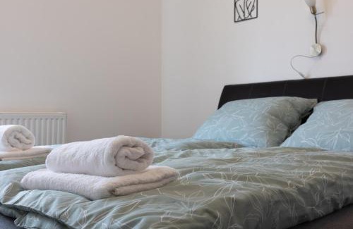 Pecs Apartamento | Six Corners - Mystic Corner