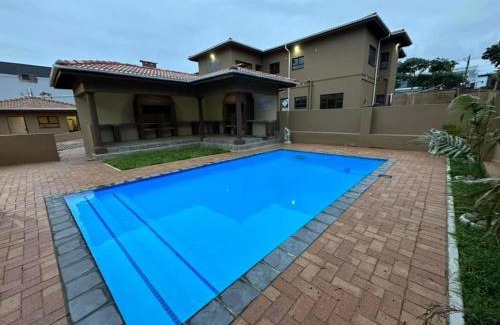 Athlone Apartamento | Six64 on Kingsway A3 2 bed