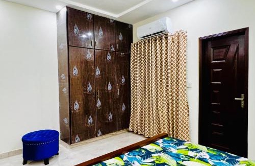 Lahore Apartamento | Sj Luxury Suits