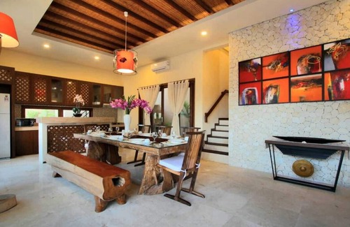 Bukit Villa | SJ4002 - 4 Bedroom Villa in Jimbaran with Rooftop Gazebo