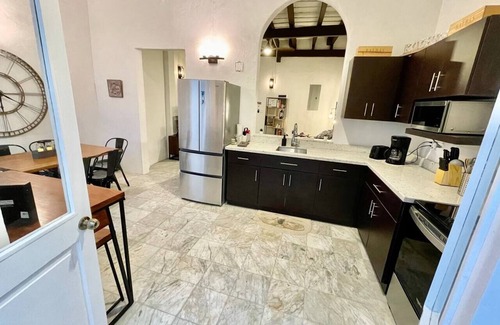 Catedral Casa | SJBC- House in Old San Juan