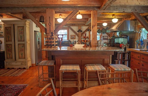 Orleans Casa | Skaket Beach - 4 BR / 3 BA - Post y Beam Walk to Skaket