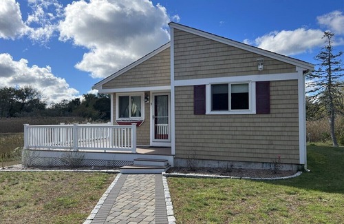 Orleans Cabaña | Skaket Dream 2/10 mile to Beach!