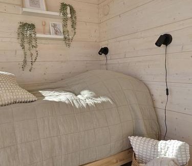 Vaala Chalet De Esquí | Skandinaavinen mökki rannalla