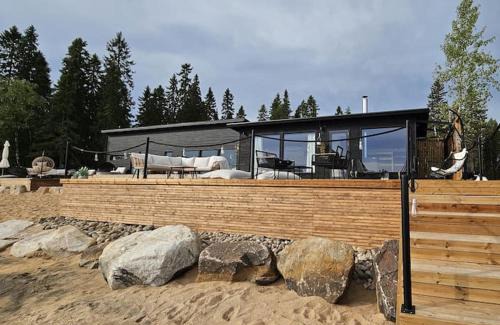 Vaala Chalet De Esquí | Skandinaavinen mökki rannalla