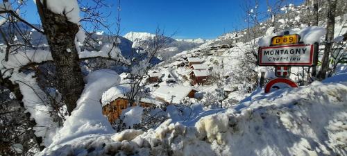 Great Alpine Road Chalet De Esquí | Ski Chalet - Chez Helene Ski fb
