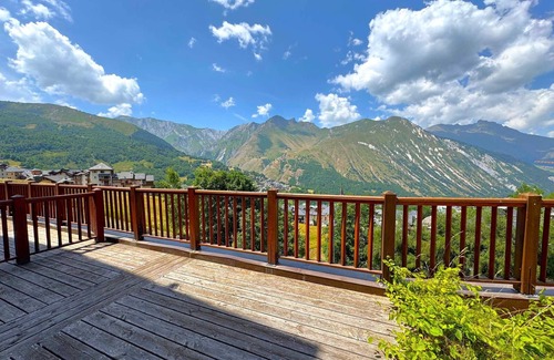 Saint-Martin-de-Belleville Apartamento | Alquiler de chalet a pie de pistas con terraza y todas las comodidades en St Martin de Belleville