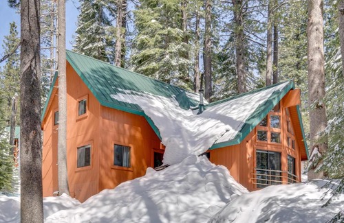 Pla-Vada Woodlands Casa | Ski, Hike and Fish Cabin with Deck in Soda Springs!