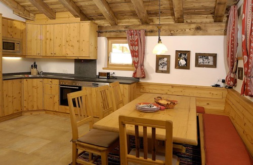 Hochkrimml Chalet De Esquí | Ski hut for 8 people, with sauna directly on the ski slope to the Zillertal Arena
