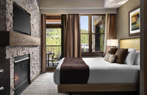 Truckee Complejo | Ski In and Ski Out at Hyatt Northstar Lodge in Luxury 2 Bedroom Villa