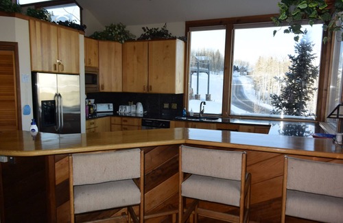 Crested Butte Casa | Ski-in-Out, 5/4 Custom Home cómodamente para 20