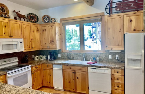 Big Sky Condominio | Ski In/Out LoneMooseMeadows Condo