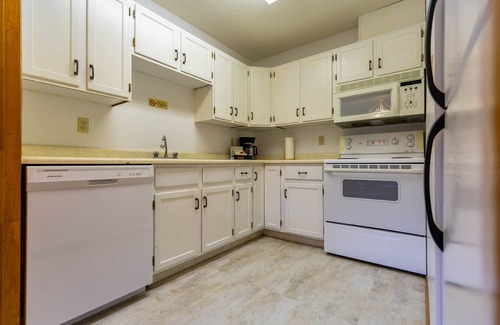 East Kootenay Condominio | Ski In/Out Right to the Elk Chairlift