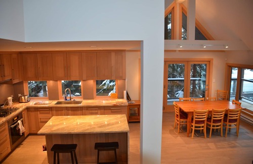 Upper Village Casa | Ski ~ En ~ / Out Townhouse Whistler-Blackcomb y-Sleeps 10 Bañera de hidromasaje