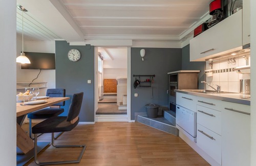 Bad Gastein Apartamento | Ski-in/ski-out apartment on a glacier boulder