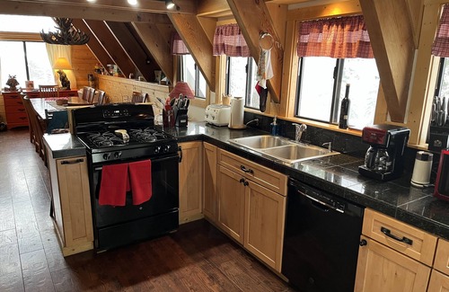 Bear Valley Chalet De Esquí | Ski In / Ski Out a 7300 pies!