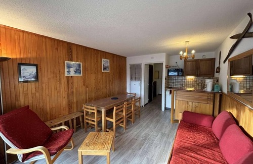 Auris Apartamento | A 100m de los remontes, Planta baja, vista pistas, balcón, tv, 55m², Auris en Oisans