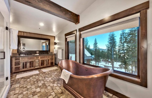 Truckee Casa | True Ski-in/Ski-Out Northstar Estate, 10,600 Sq Ft, 10 Bedroom / 11.5 Bathroom, 1.36 Acres, Hiking