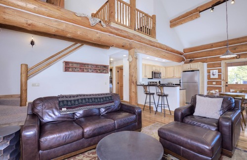 Big Sky Cabina | Ski-In / Ski-Out Powder Ridge Cabin en el hermoso cielo grande