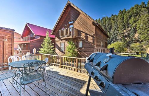 Red River Casa | Ski-InandSki-Out Red River Cabin with Mtn Views!