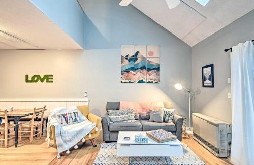 Plymouth Apartamento | Ski-InandSki-Out Tenney Mountain Condo with Fireplace!