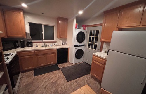 Bijou Pines Cabina | Ski Lease 2025: 3 bedroom Bijou Cabin
