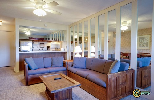 Mount Jackson Condominio | Ski/MTB/Golf Condo (#125) - Slope side | Ski slope & Resort valley views!
