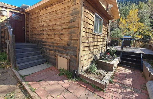 Downieville-Lawson-Dumont Cabina | Skii, canoeing, rafting, atv all near