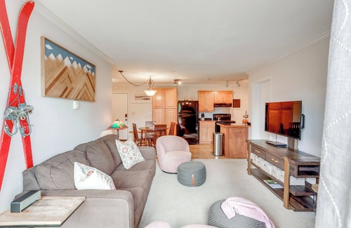 Purgatory Condominio | Skiing & Hiking: Mtn-View Condo in Durango!
